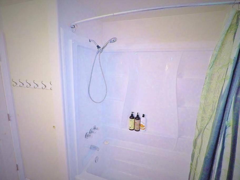 Sauna & Steam Larch Avenue Getaway Villa พอร์ตแองเจลิส ภายนอก รูปภาพ